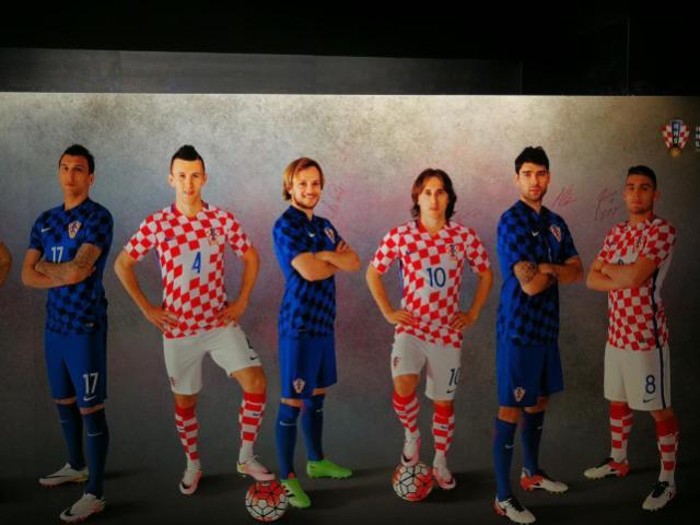 1670987135101029279.jpg mmexport1670977956108.jpg